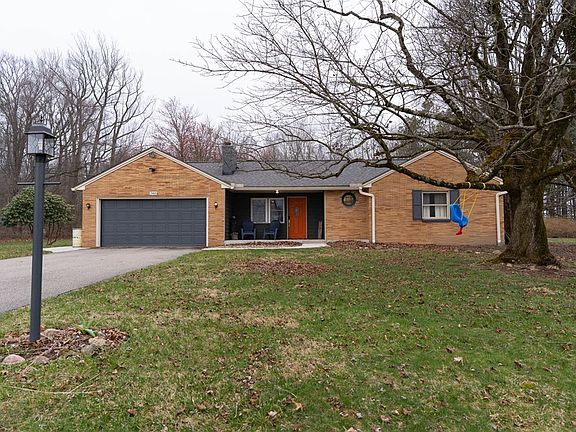 4th image of 744 E Hanley Rd