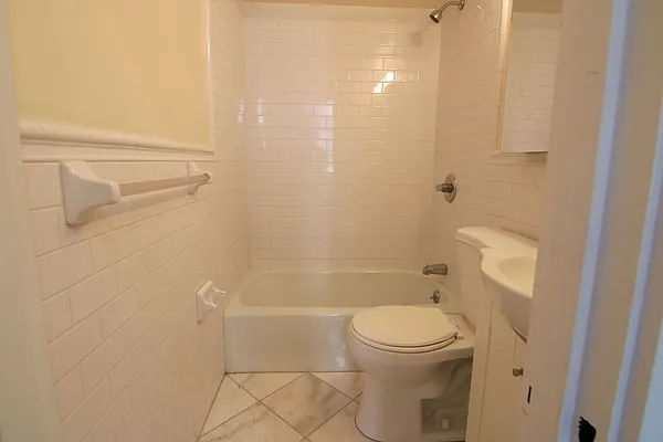 Rented by Guidance Realty Corp. | media 7