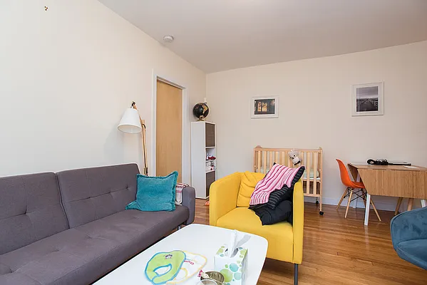 Rented by Emor Management Inc. | media 27