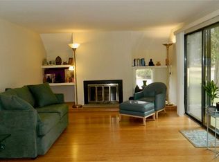 20 River St, Guilford, CT 06437