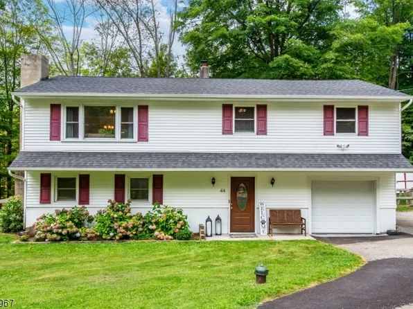 44 Lounsberry Hollow Rd, Vernon Twp., NJ 07461
