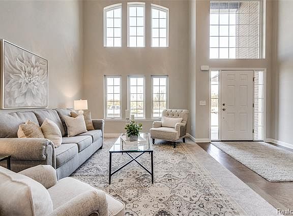 4th image of 55727 Worlington Ln