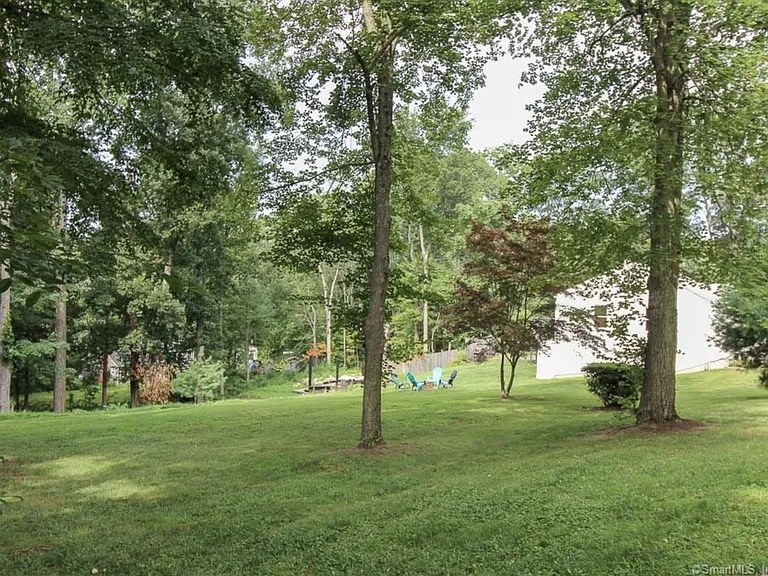329 Woodland Rd #B — Photo 13