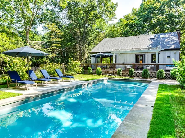 57 Woodruff Ln, Bridgehampton, NY 11932