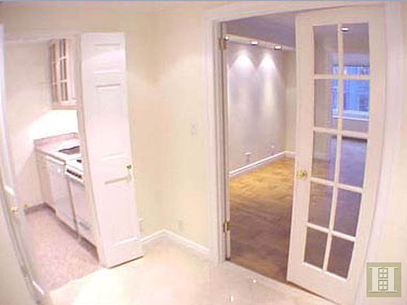 4th image of 60 W 57th St APT 4J