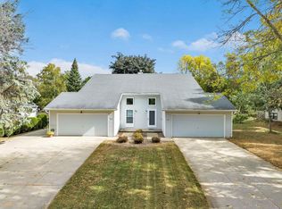 919 Square Ter, Green Bay, WI 54313