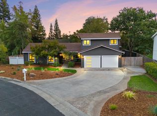 8412 Donahue Ct, Fair Oaks, CA 95628