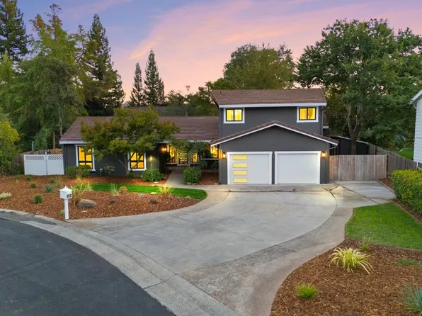 8412 Donahue Ct, Fair Oaks, CA 95628