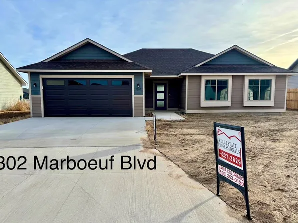1302 Marboeuf Blvd, Dodge City, KS 67801