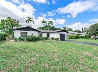 2416 NW 98th Ln, Pompano Beach, FL 33065