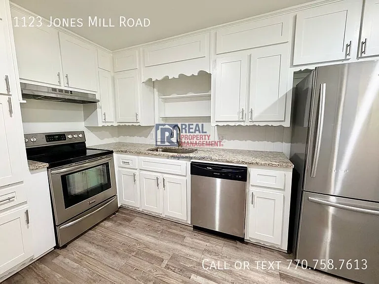 1123 Jones Mill Rd — Photo 3