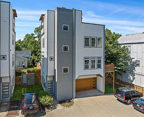 1506 Ward Ave Photo 1