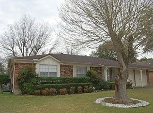 8815 Roos Rd, Houston, TX 77036