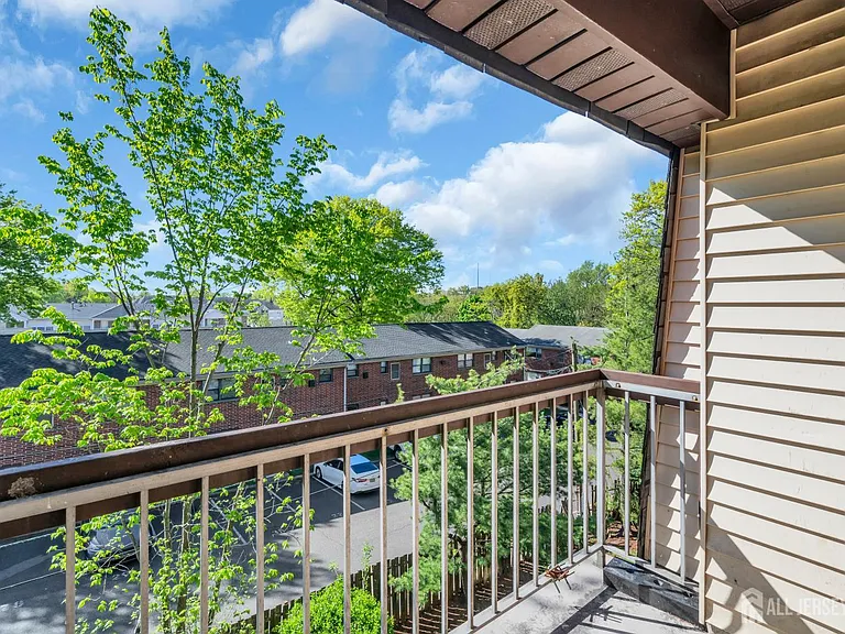 812 Green Hollow Dr — Photo 26