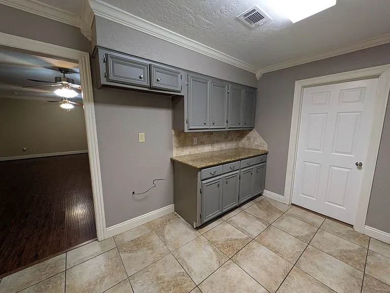 790 Norwood Dr — Photo 10