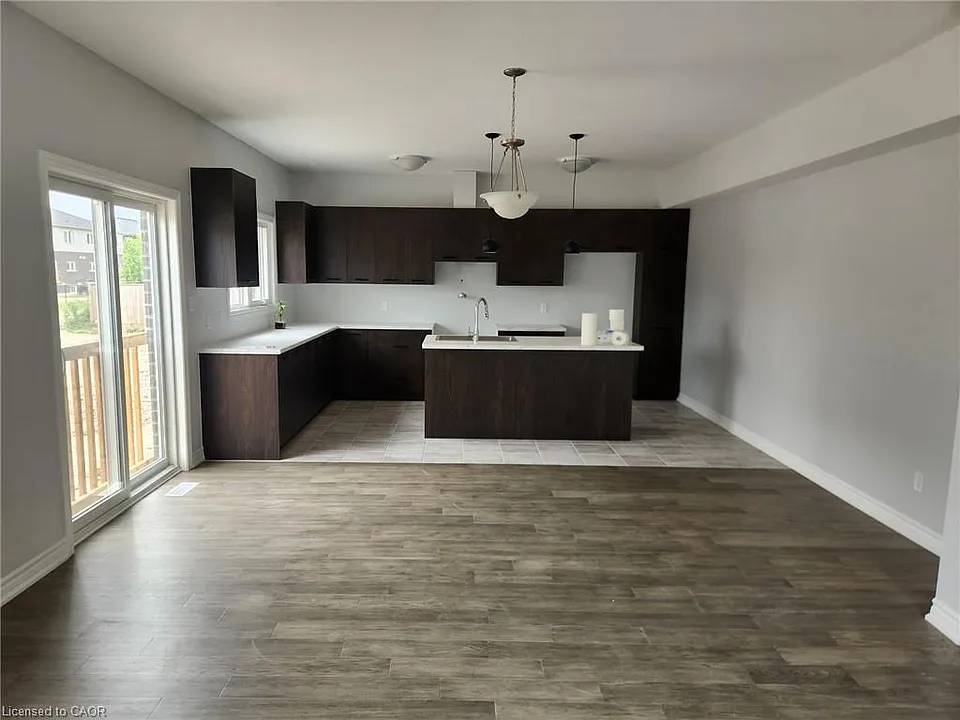 3266 Parker Ave