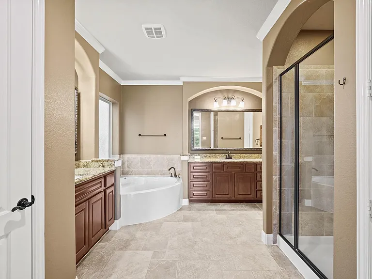 28223 Red Shady Oaks Dr — Photo 19