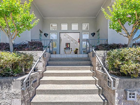 5th image of 14712 Guadalupe Dr Unit 558