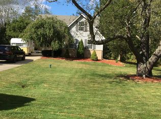 10771 Tree Line Dr, Pinckney, MI 48169