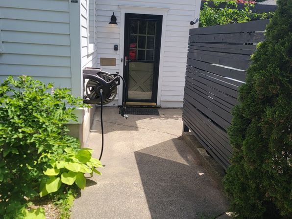 1603 1st Ave S #2, Escanaba, MI 49829