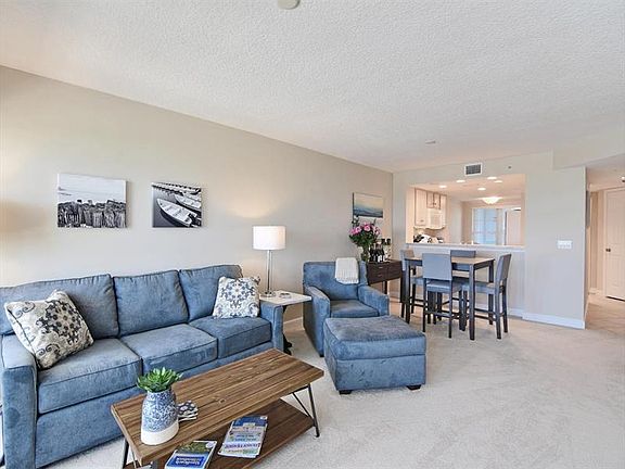 5th image of 2700 Ocean Dr APT 203