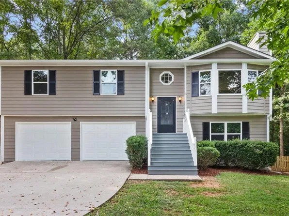 2005 Primrose Ln, Loganville, GA 30052