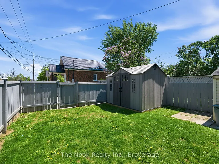 480 George St S — Photo 35