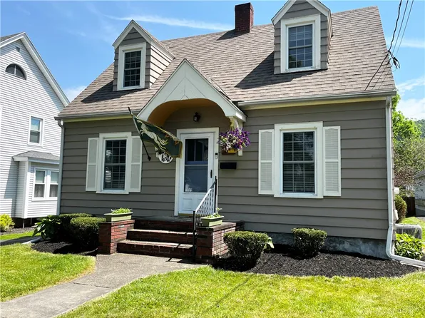 10 N Elizabeth St, Dansville, NY 14437