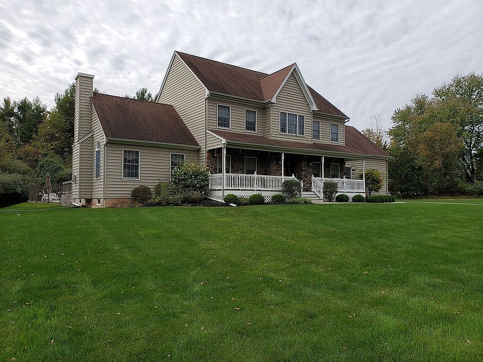 2nd image of 732 Milford Mount Pleasant Rd