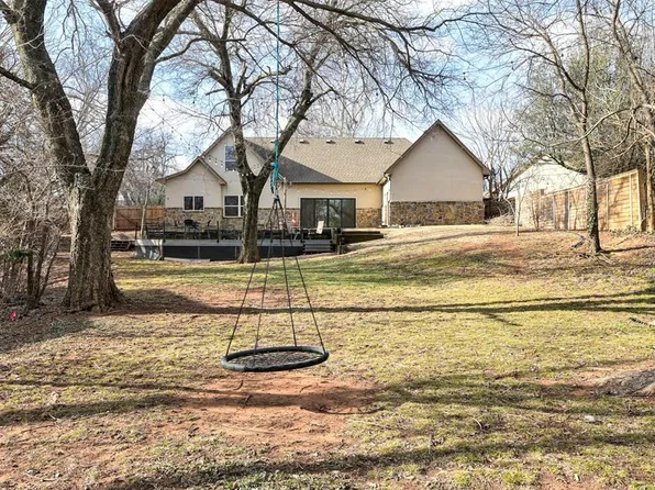 521 Partridge Ln, Edmond, OK 73034