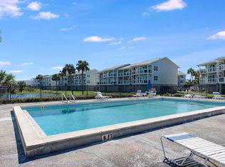 200 Pensacola Beach Rd APT B8, Gulf Breeze, FL 32561