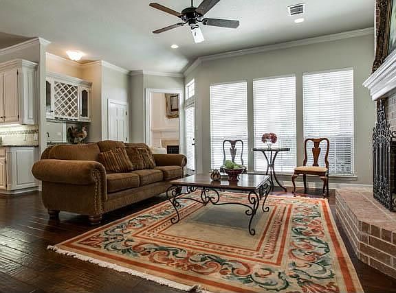 5th image of 1375 Bent Creek Dr