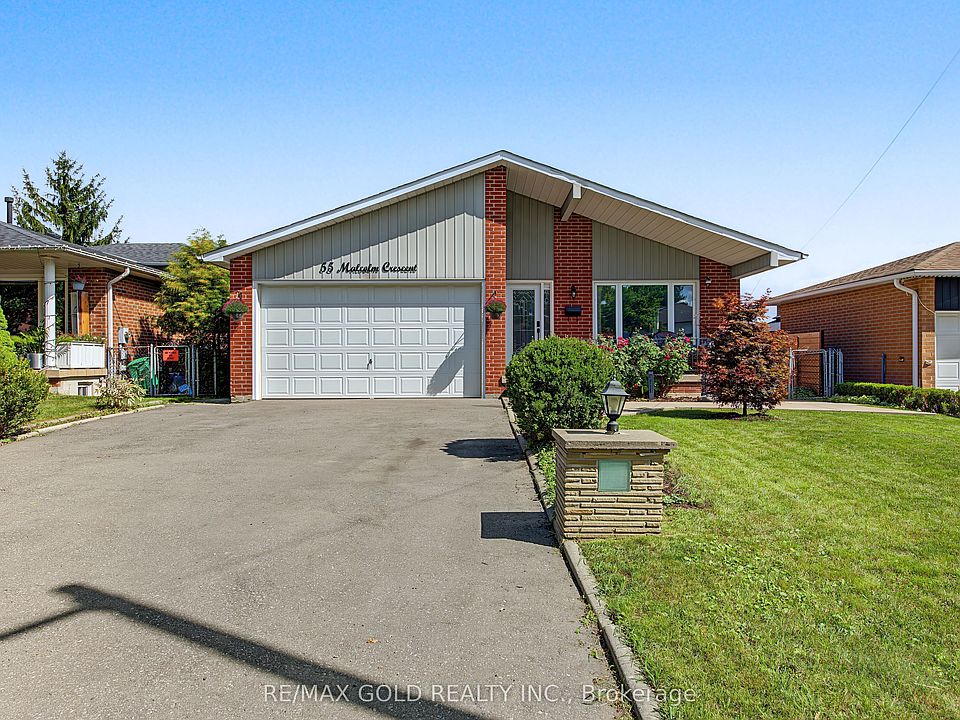 1st image of 55 Malcolm Cres