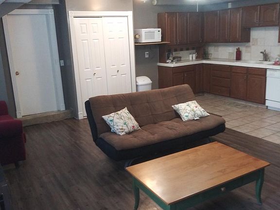 Living Room/Kitchen