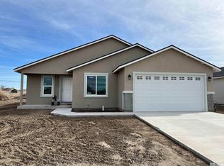 818 Great Basin Ln, Fallon, NV 89406