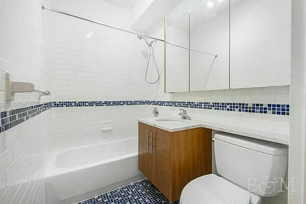 Rented by Brick&Mortar | media 7
