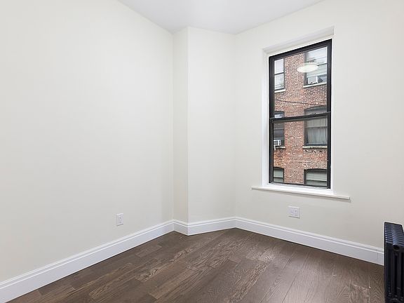 5th image of 526 W 111th St #4EE