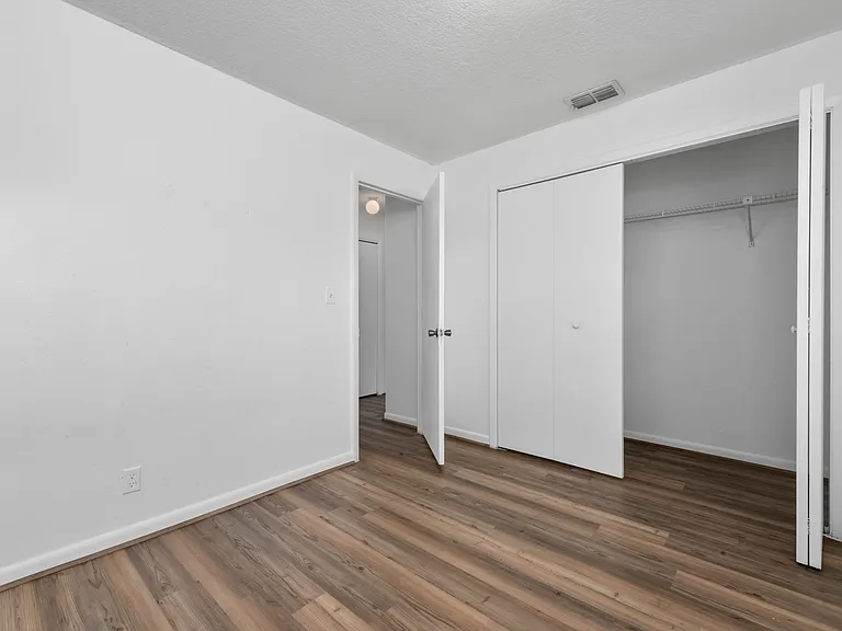 909 W Orange St #911 — Photo 12