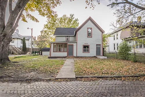 1310 23rd St Photo 1