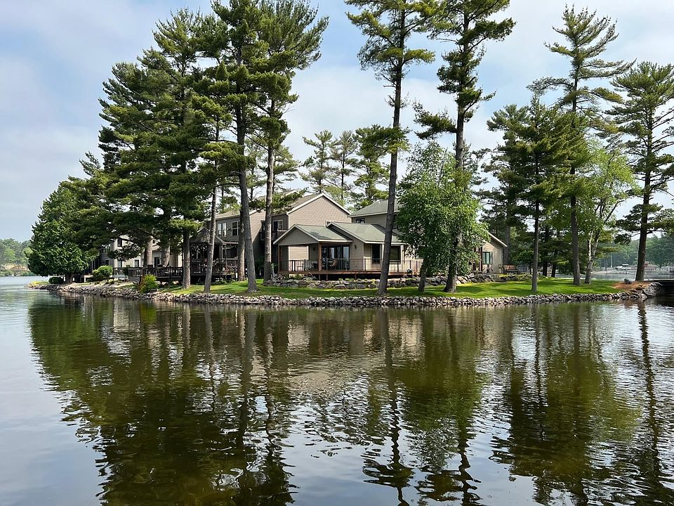 2nd image of 1267 Canyon Rd
