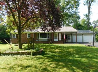 815 E Lafayette St, Olney, IL 62450