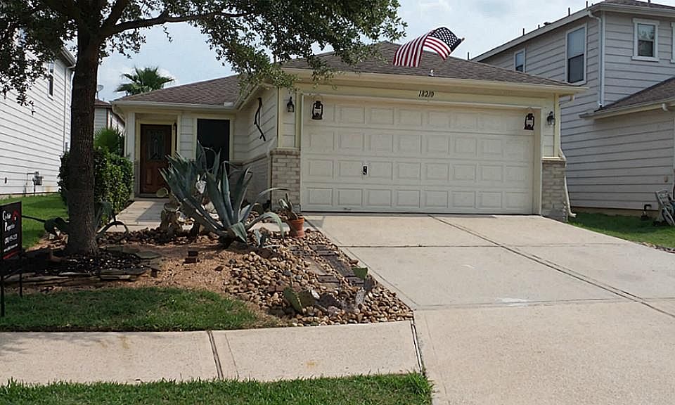 1st image of 18210 Temple Hill Ln