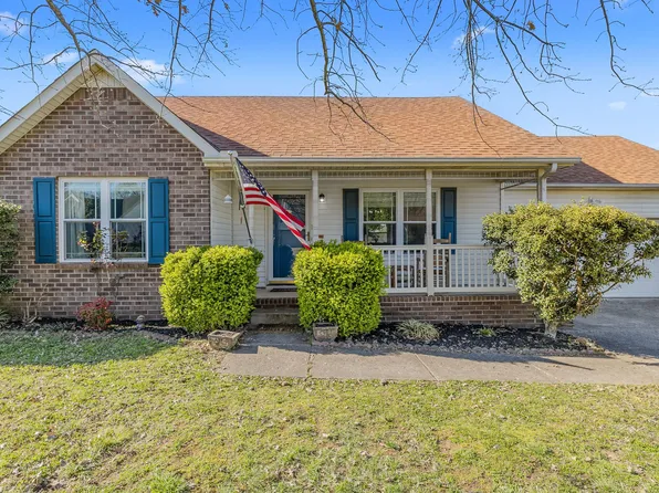 402 Sanders Dr, La Vergne, TN 37086