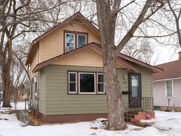 221 25th Ave N, Saint Cloud, MN 56303
