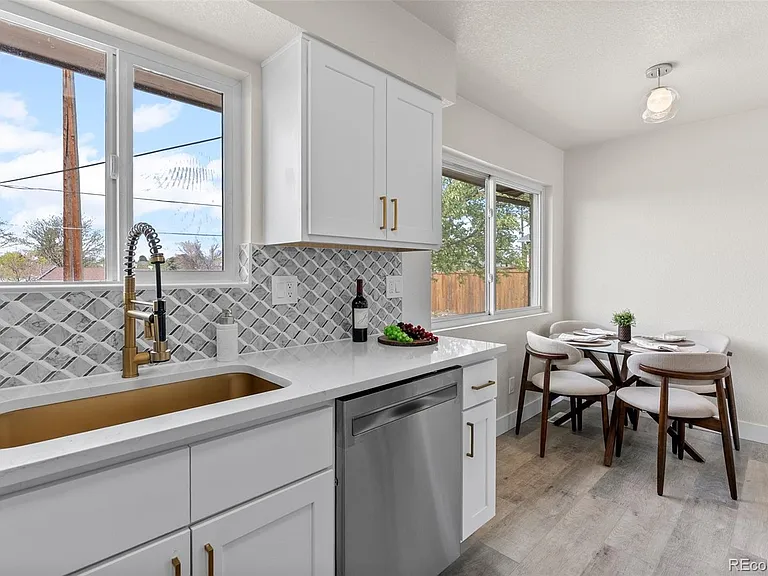7961 Granada Rd — Photo 12
