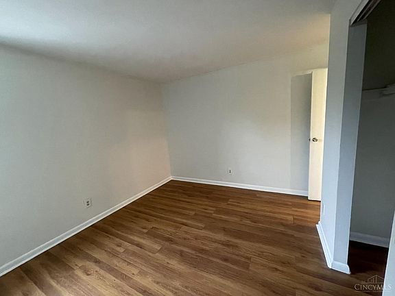 2nd image of 4904 Chalet Dr Unit 607