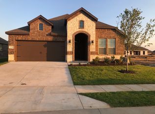 11308 Glover Ln, Aubrey, TX 76227