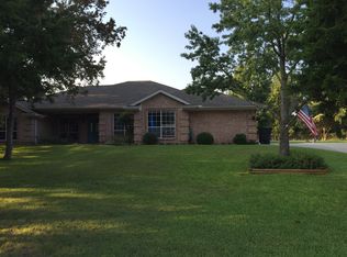 9705 Shadows Ct, Granbury, TX 76049