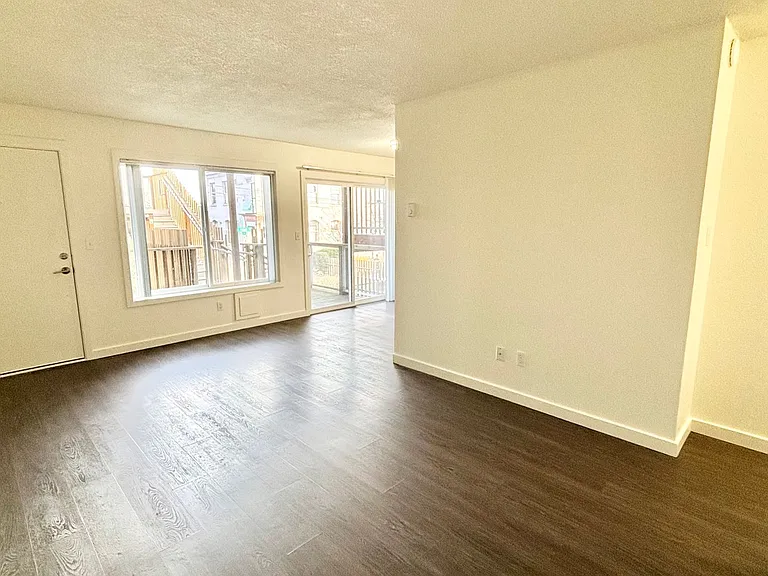 Holgate Lofts — Photo 30