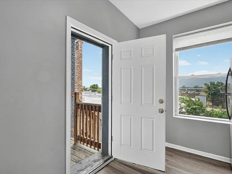 1854 S Central Park Ave #1852-3E — Photo 25